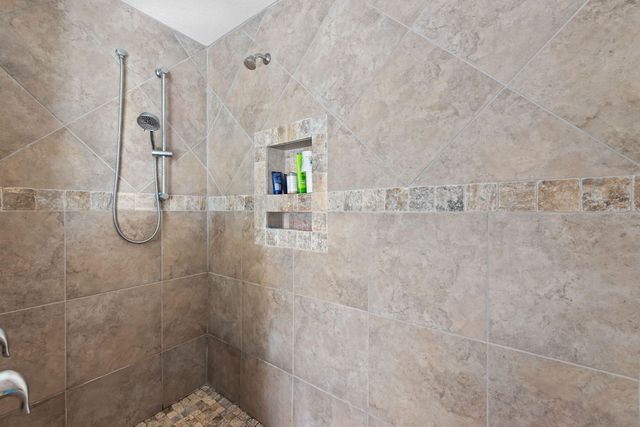 8310 Verano Street, Navarre, FL 32566