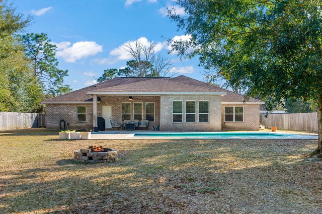 8310 Verano Street, Navarre, FL 32566