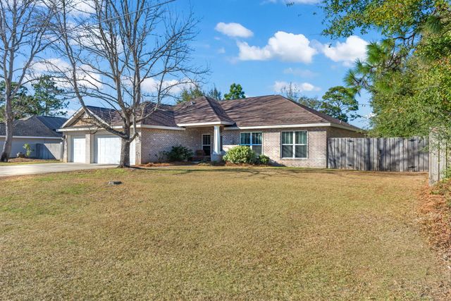 8310 Verano Street, Navarre, FL 32566