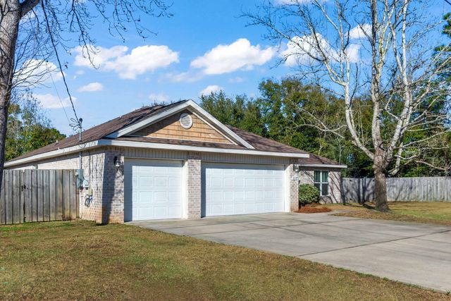 8310 Verano Street, Navarre, FL 32566