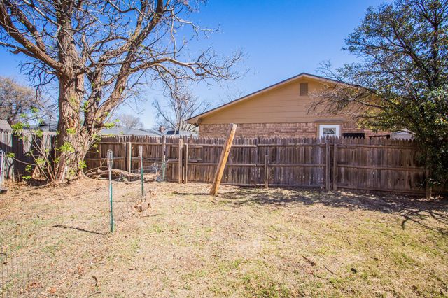 3408 70th Drive, Lubbock, TX 79413