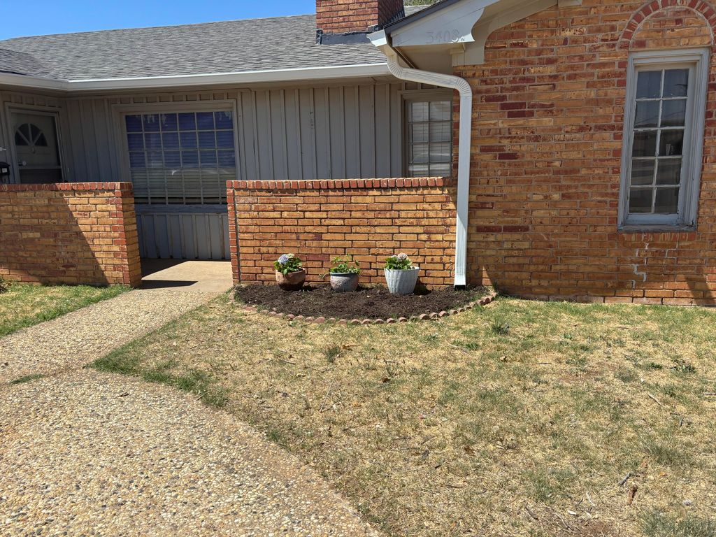 3408 70th Drive, Lubbock, TX 79413
