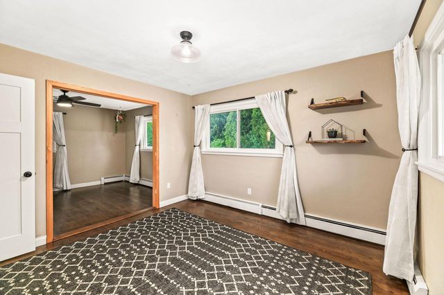 N63W15819 Claremore CIRCLE, Menomonee Falls, WI 53051