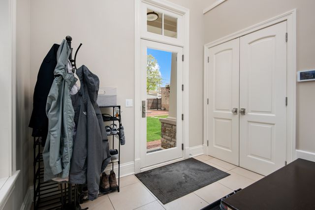 4717 N Paulina Street, Chicago, IL 60640