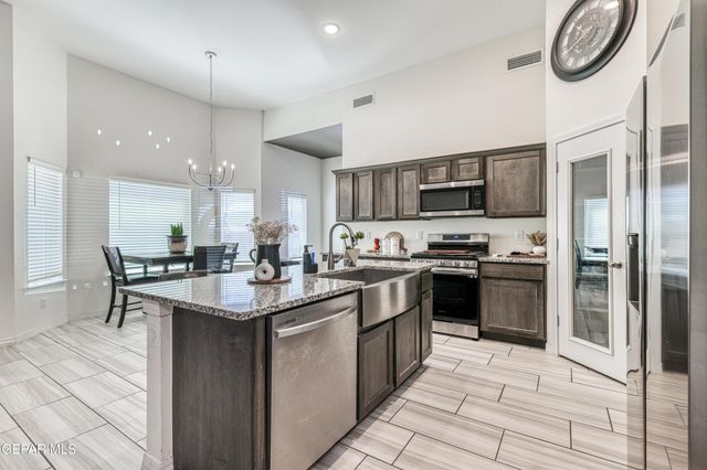 412 Villa Sol Court, Socorro, TX 79927
