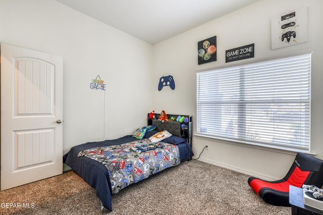 412 Villa Sol Court, Socorro, TX 79927
