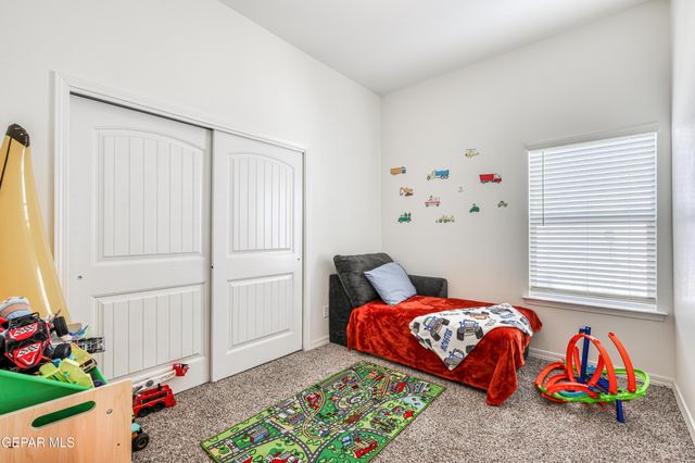 412 Villa Sol Court, Socorro, TX 79927