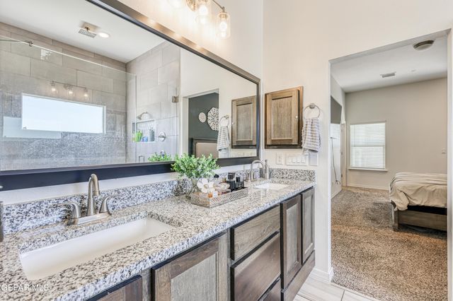 412 Villa Sol Court, Socorro, TX 79927