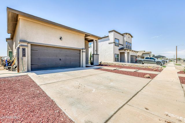 412 Villa Sol Court, Socorro, TX 79927