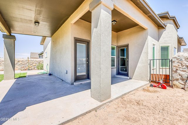 412 Villa Sol Court, Socorro, TX 79927