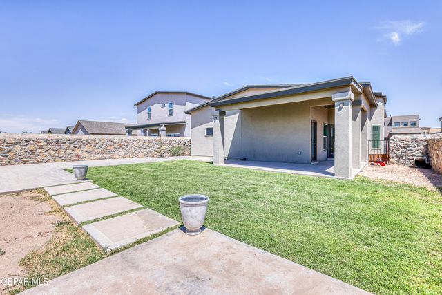 412 Villa Sol Court, Socorro, TX 79927