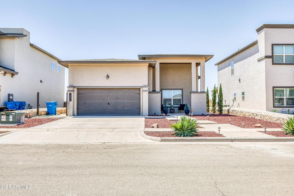 412 Villa Sol Court, Socorro, TX 79927