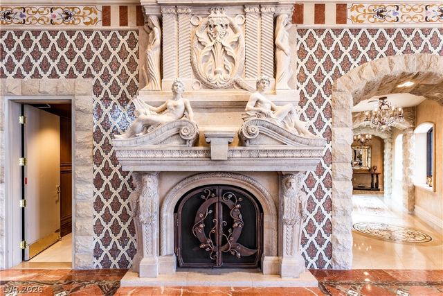 9103 Alta Drive 204, Las Vegas, NV 89145