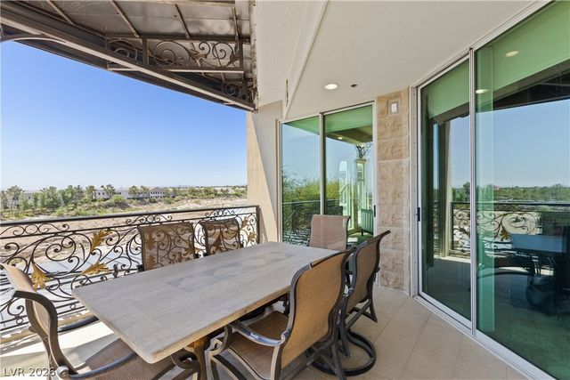 9103 Alta Drive 204, Las Vegas, NV 89145