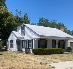 1419 Presidio Avenue, Dallas, TX 75216