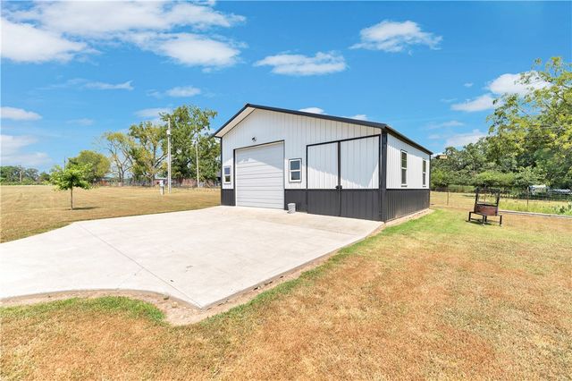 11958 Landers Road, Rogers, AR 72756