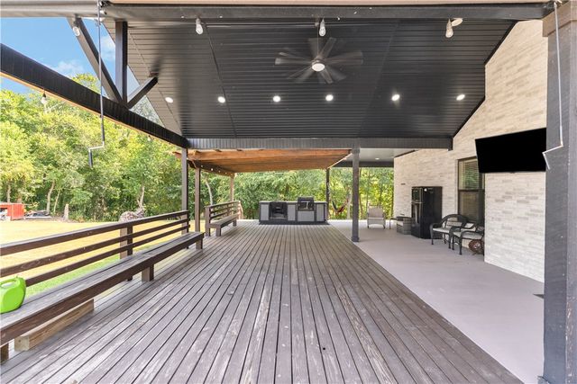 11958 Landers Road, Rogers, AR 72756
