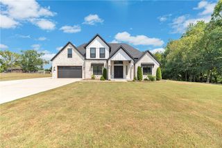 11958 Landers Road, Rogers, AR 72756