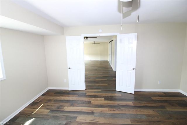 6 Snidow BLVD, Newport News, VA 23608