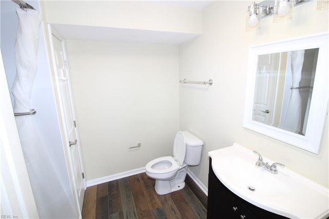 6 Snidow BLVD, Newport News, VA 23608