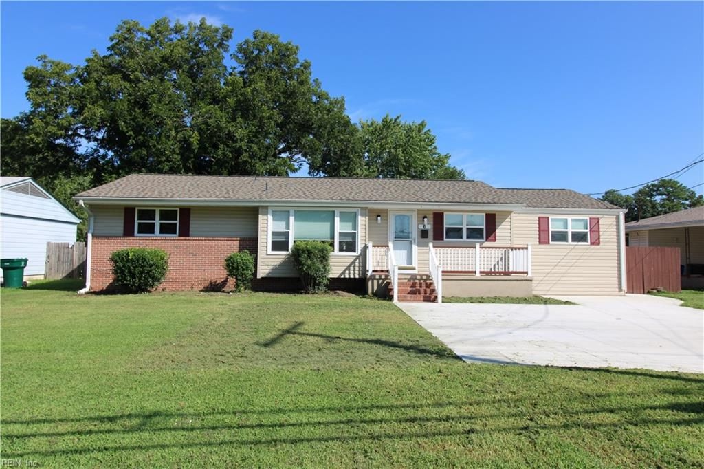 6 Snidow BLVD, Newport News, VA 23608