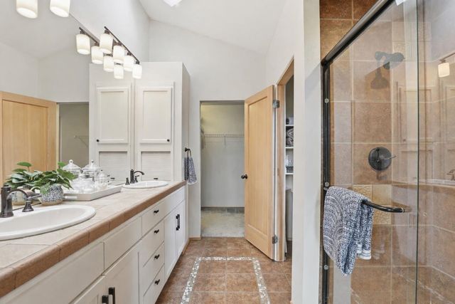 6110 N Ryley Ln, Otis Orchards, WA 99027