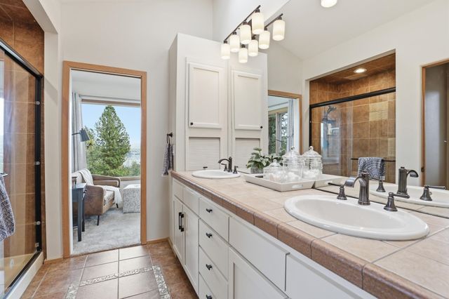 6110 N Ryley Ln, Otis Orchards, WA 99027