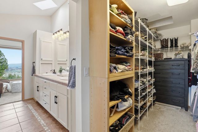 6110 N Ryley Ln, Otis Orchards, WA 99027