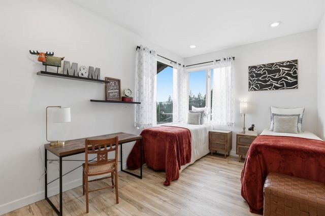 6110 N Ryley Ln, Otis Orchards, WA 99027