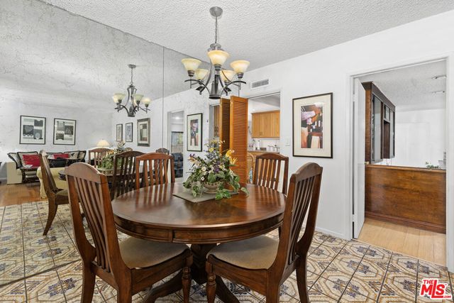 11619 Daleside Avenue, Hawthorne, CA 90250
