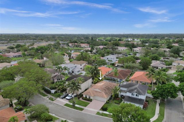 7324 NW 1st Place, Plantation, FL 33317