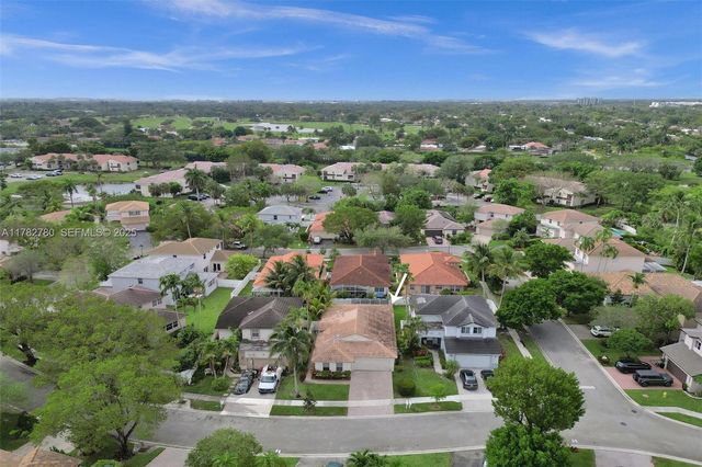7324 NW 1st Place, Plantation, FL 33317