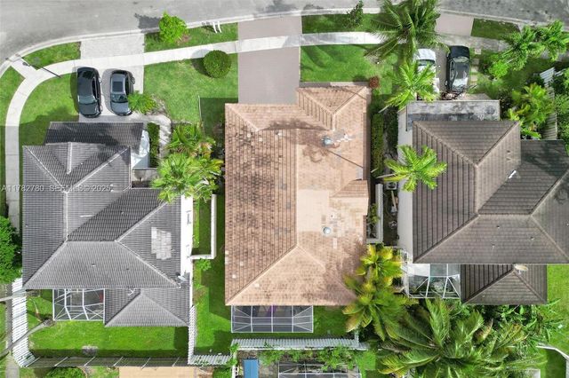 7324 NW 1st Place, Plantation, FL 33317
