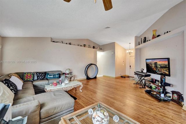 7324 NW 1st Place, Plantation, FL 33317