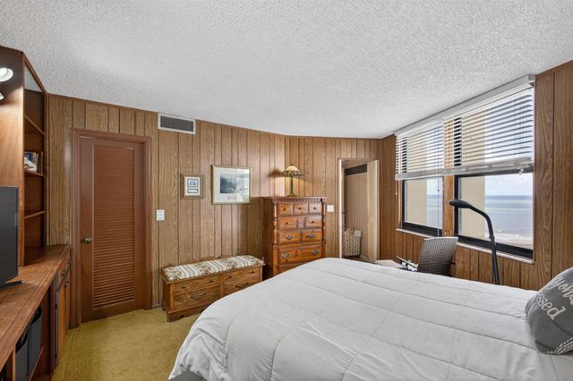 2800 N Ocean Drive B-12a, Singer Island, FL 33404