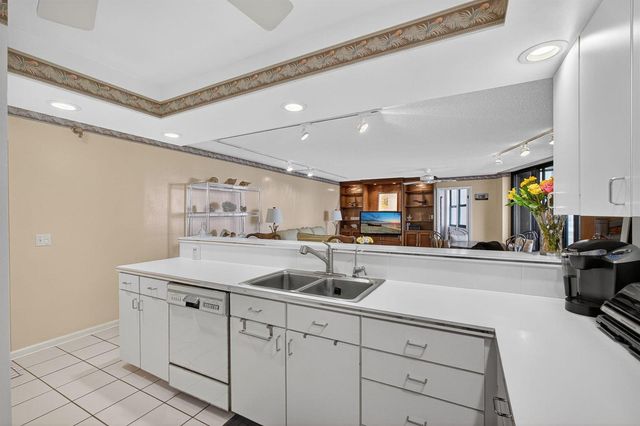 2800 N Ocean Drive B-12a, Singer Island, FL 33404