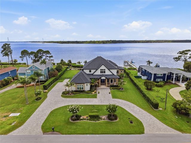 732 SHORE DRIVE E, Oldsmar, FL 34677