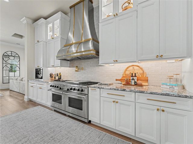 732 SHORE DRIVE E, Oldsmar, FL 34677