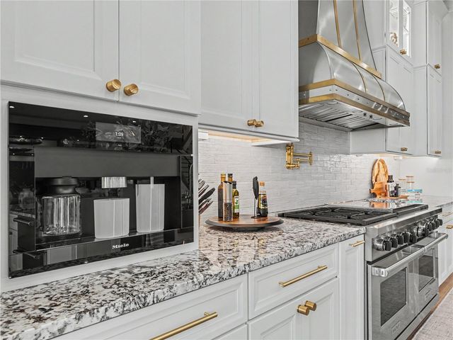 732 SHORE DRIVE E, Oldsmar, FL 34677