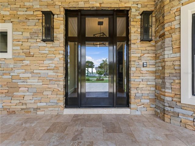 732 SHORE DRIVE E, Oldsmar, FL 34677