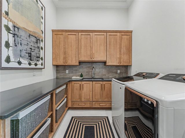 732 SHORE DRIVE E, Oldsmar, FL 34677