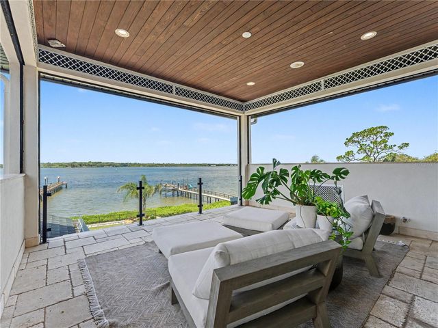 732 SHORE DRIVE E, Oldsmar, FL 34677