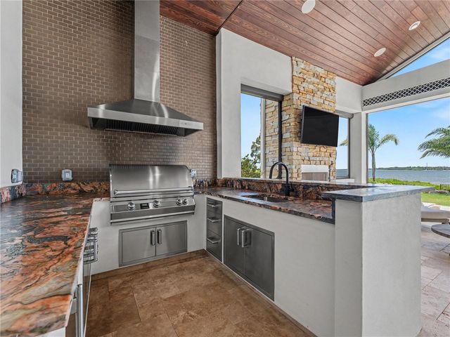 732 SHORE DRIVE E, Oldsmar, FL 34677