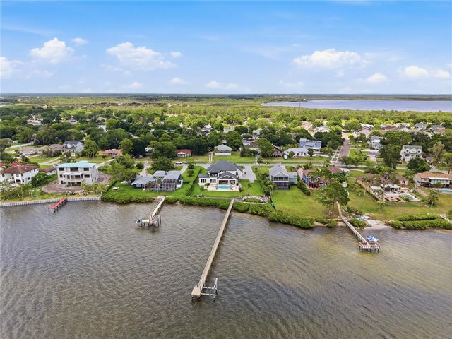 732 SHORE DRIVE E, Oldsmar, FL 34677