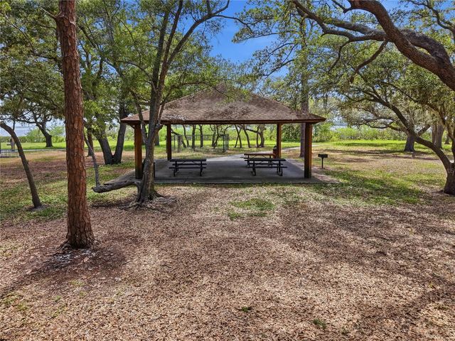 732 SHORE DRIVE E, Oldsmar, FL 34677