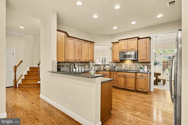 5978 MANORVIEW WAY, Alexandria, VA 22315