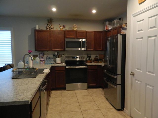 3345 Liberty Square Way 101, Fort Pierce, FL 34982