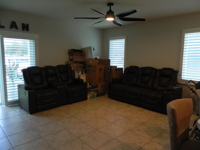 3345 Liberty Square Way 101, Fort Pierce, FL 34982
