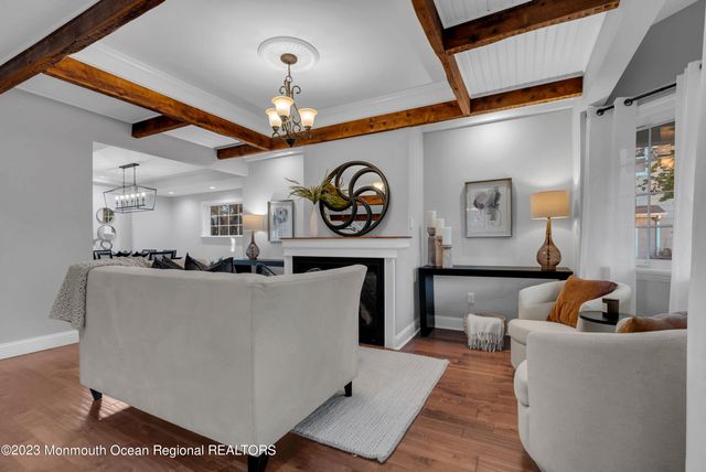 447 W Park Avenue, Oakhurst, NJ 07755