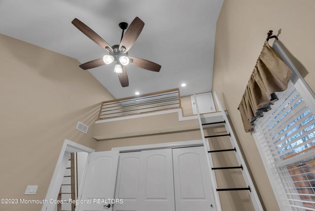 447 W Park Avenue, Oakhurst, NJ 07755